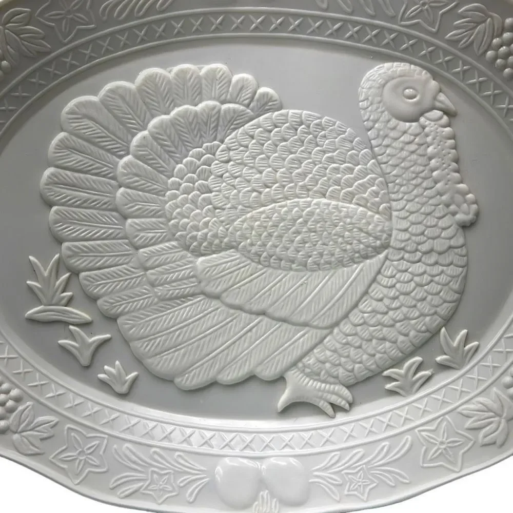 Vintage White Himark/Chesapeake Oval Turkey Serving Platter 17” x 13”